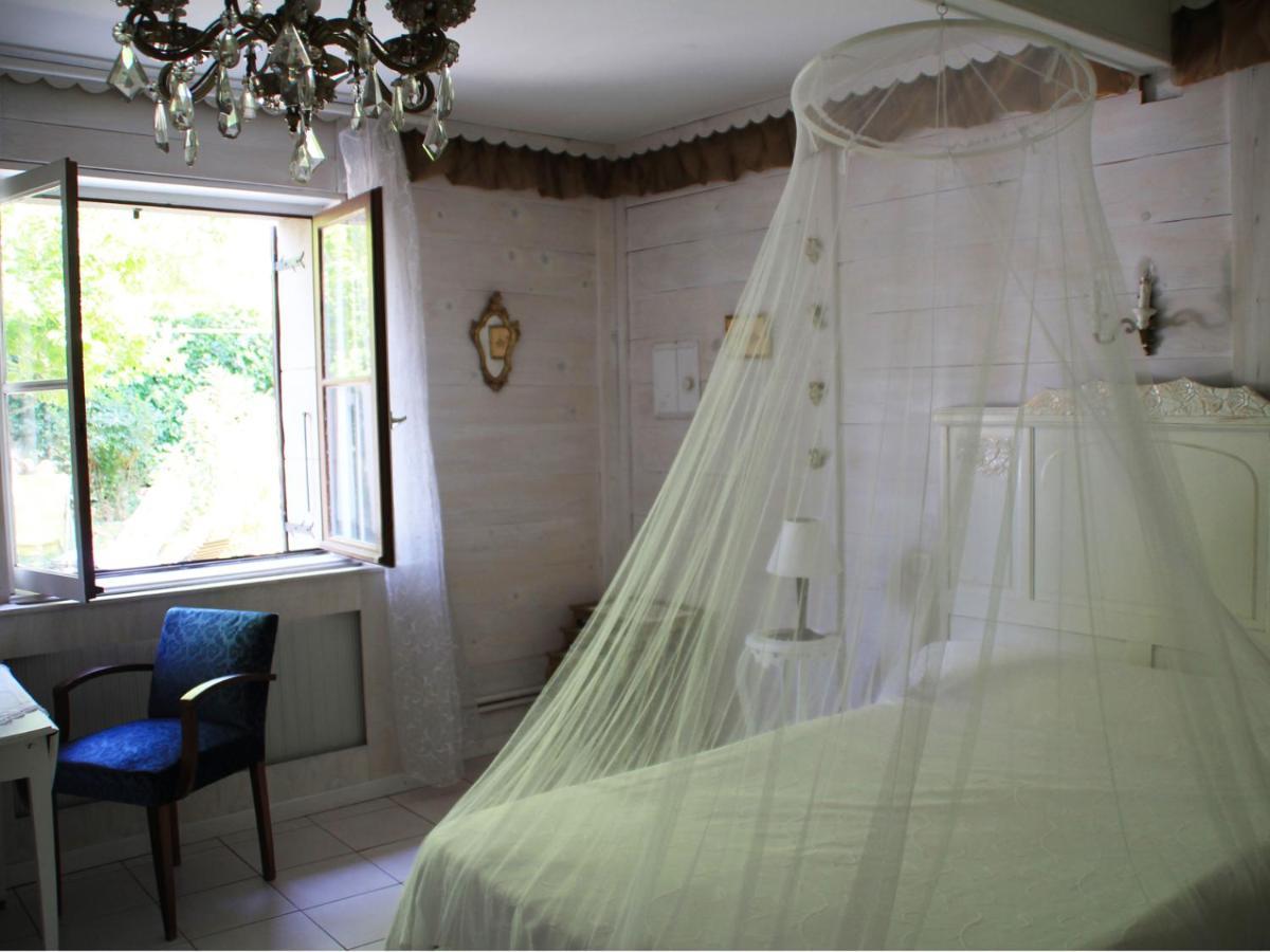 Les Pascals Bed & Breakfast Saint-Paul-les-Romans Exterior photo