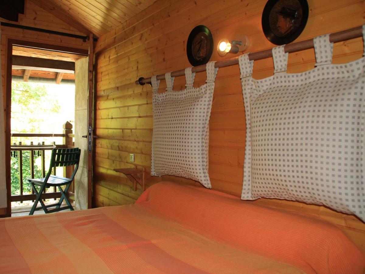 Les Pascals Bed & Breakfast Saint-Paul-les-Romans Exterior photo